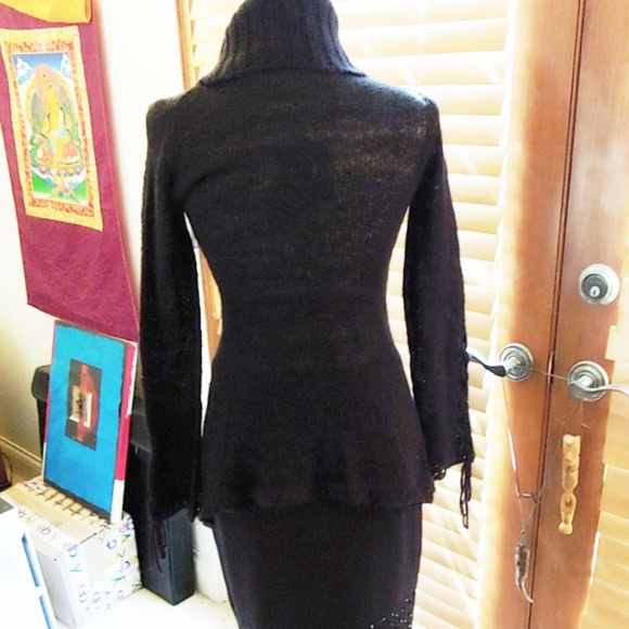 Totally Sexy Arden B Sweater - Picture 6 of 7